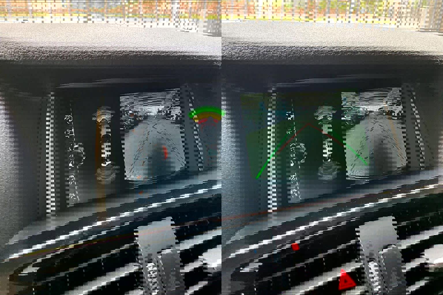 Used 2018 BMW X4 M40i image 26