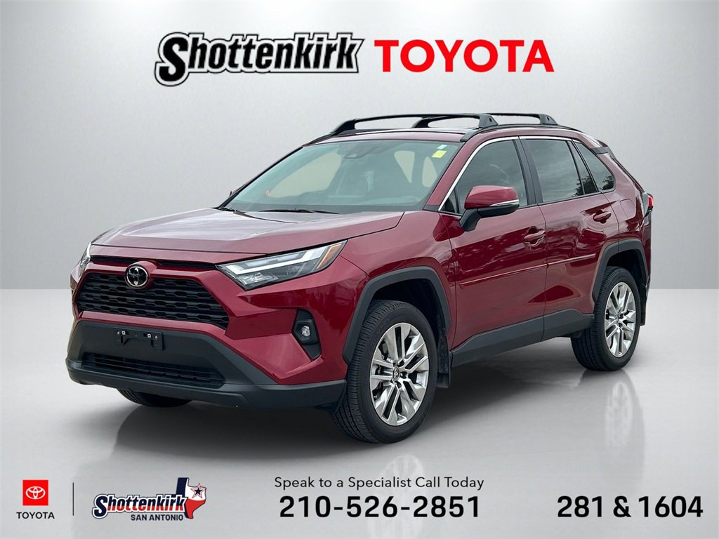 Used 2024 Toyota RAV4 XLE Premium image 1