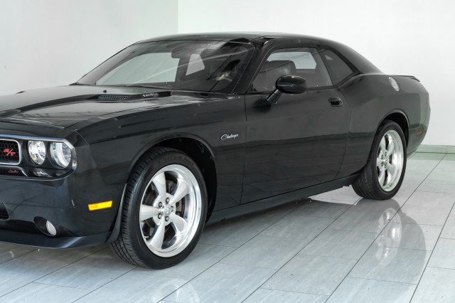 Used 2009 Dodge Challenger R/T RWD image 35