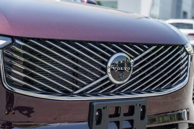 Used 2025 Volvo XC90 T8 Ultra AWD/4WD image 12