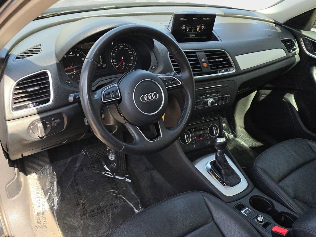 Used 2017 Audi Q3 2.0T Premium FWD image 18