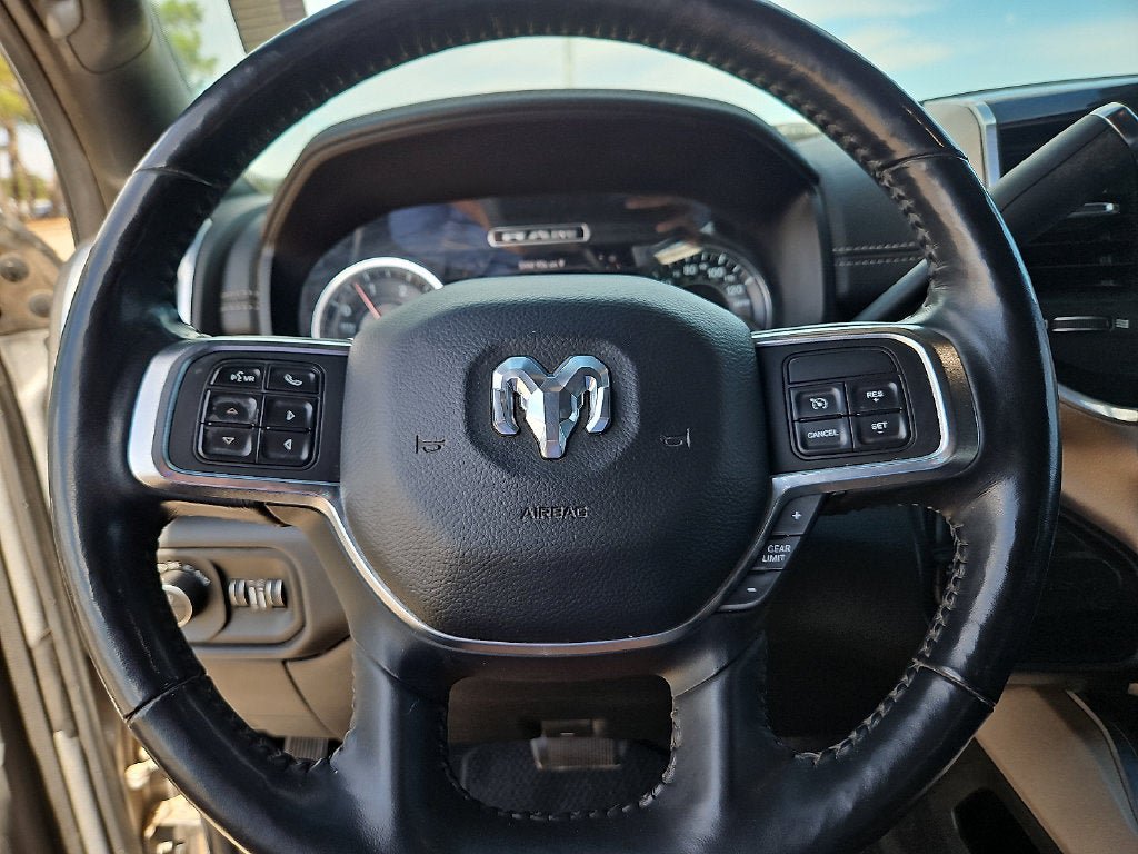 Used 2019 RAM 3500 Laramie AWD/4WD image 30