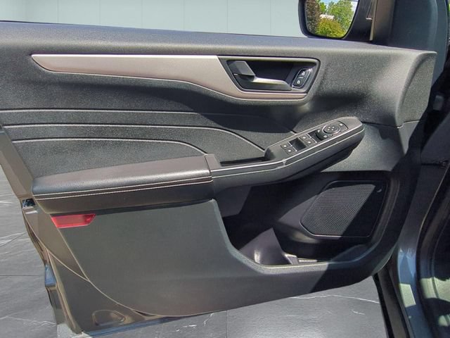 Used 2022 Ford Escape SE w/ Convenience Package AWD/4WD image 21