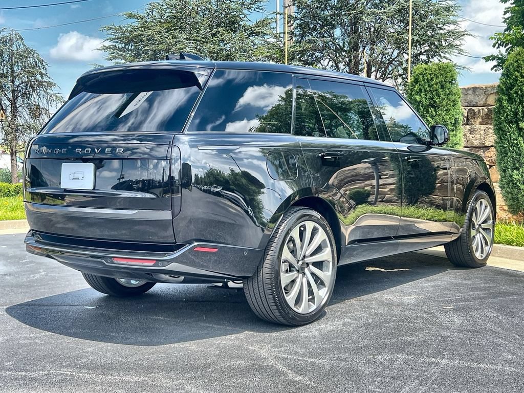 New 2026 Land Rover Range Rover Long Wheelbase SE AWD/4WD image 5