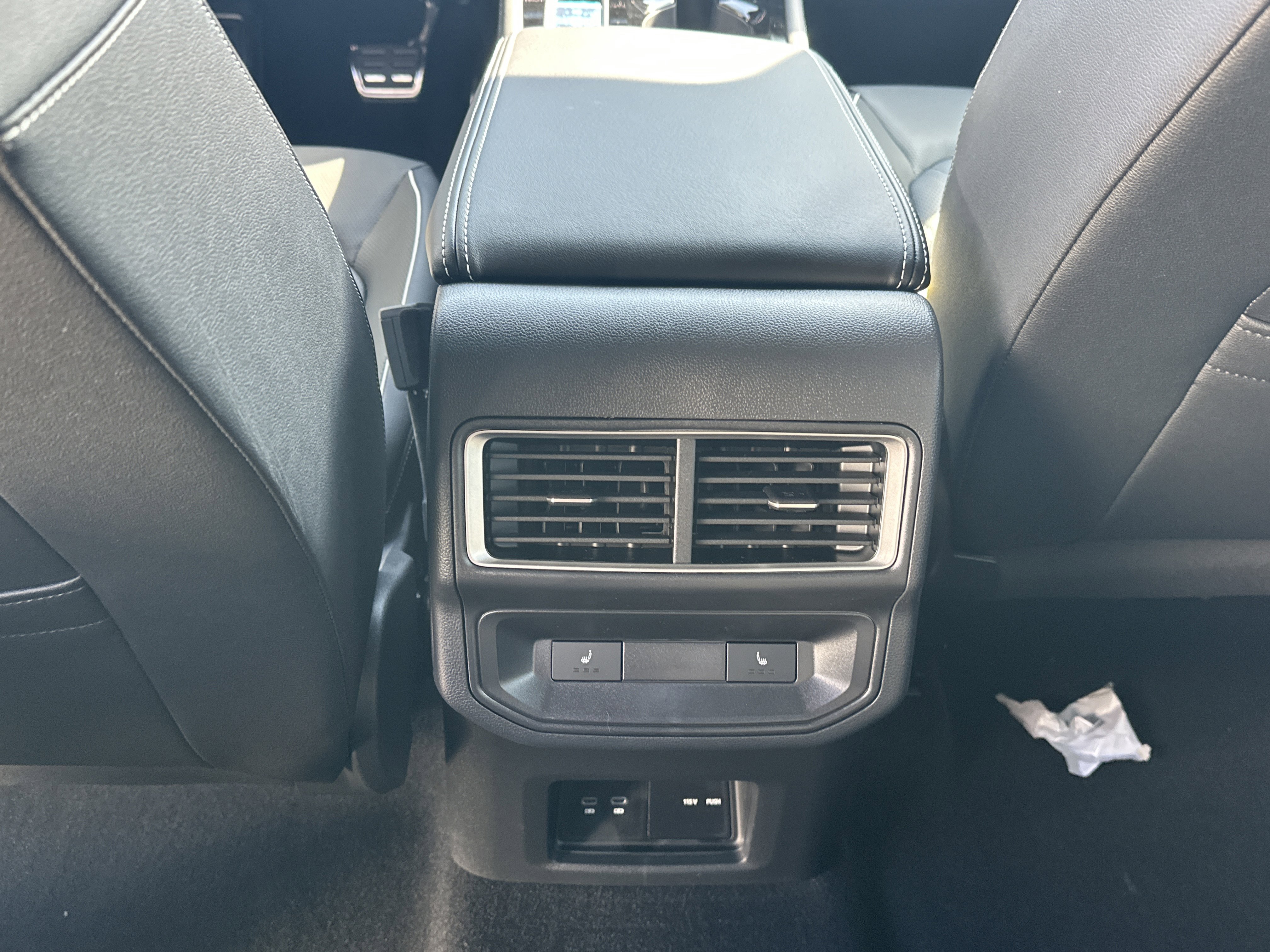 New 2026 Volkswagen Atlas Cross Sport SEL Premium R-Line image 14