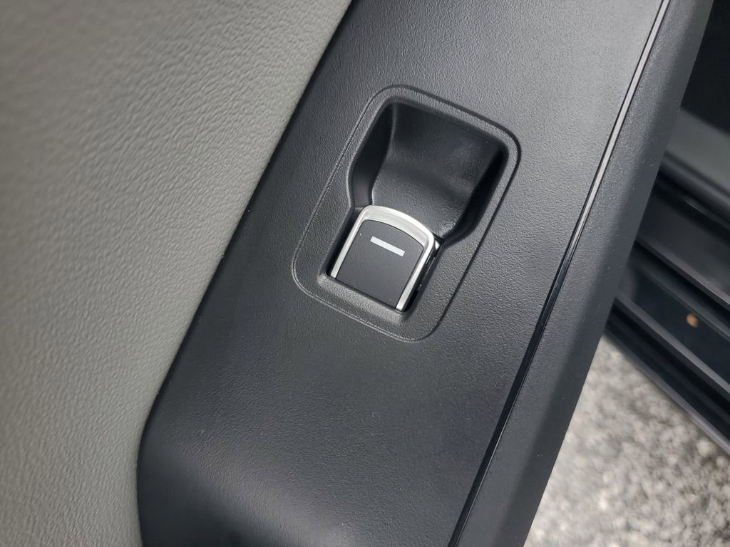 Certified 2025 Acura Integra Base image 13