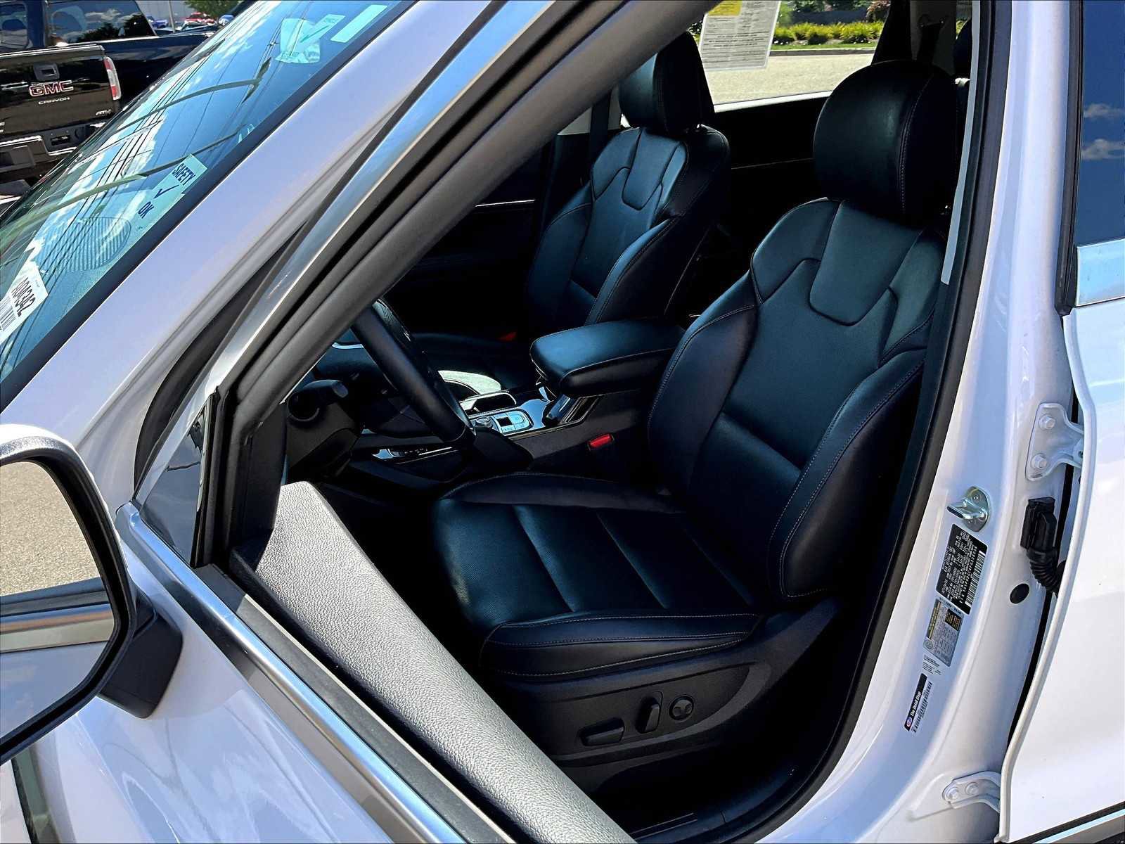 Used 2023 Kia Telluride S image 10