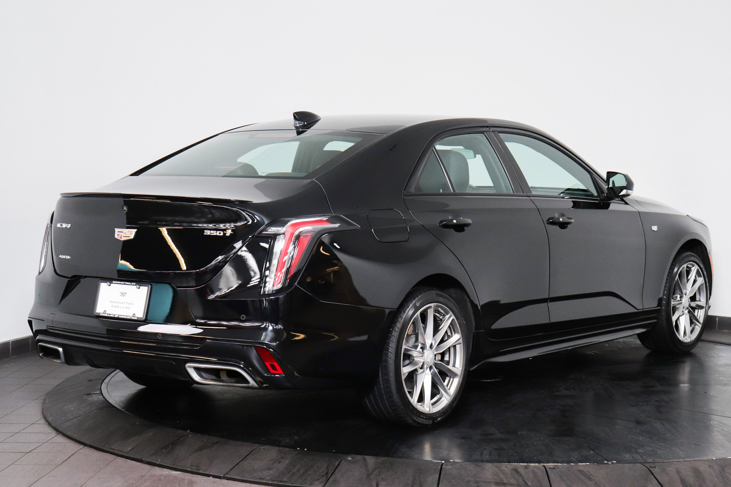 Used 2022 Cadillac CT4 Sport w/ Climate Package image 6
