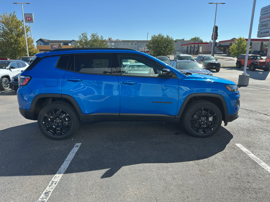 New 2025 Jeep Compass Latitude w/ Sun and Sound Group image 5