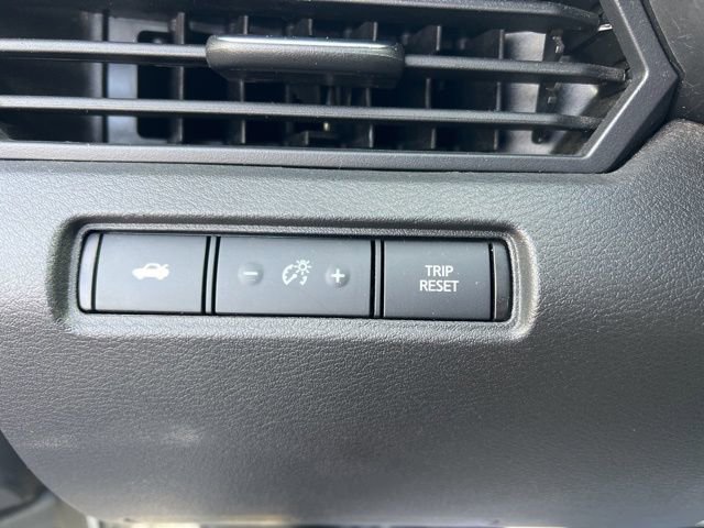 Used 2024 Nissan Altima 2.5 SR image 10