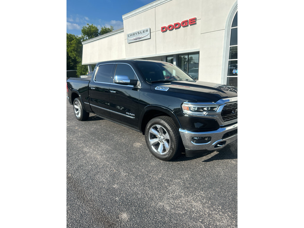 Used 2021 RAM 1500 Limited AWD/4WD image 2