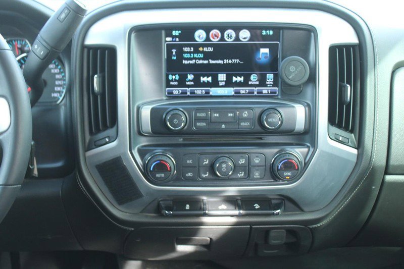 Used 2018 GMC Sierra 2500 SLE w/ HD SLE Preferred Plus Package image 16