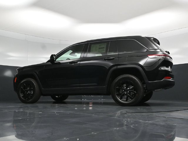 New 2026 Jeep Grand Cherokee Altitude AWD/4WD image 60