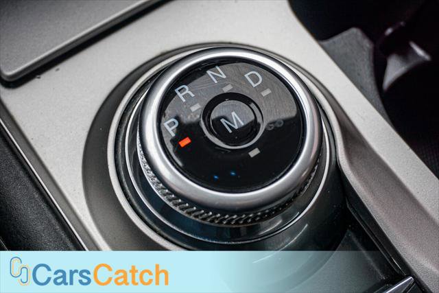 Used 2020 Ford Explorer XLT image 36