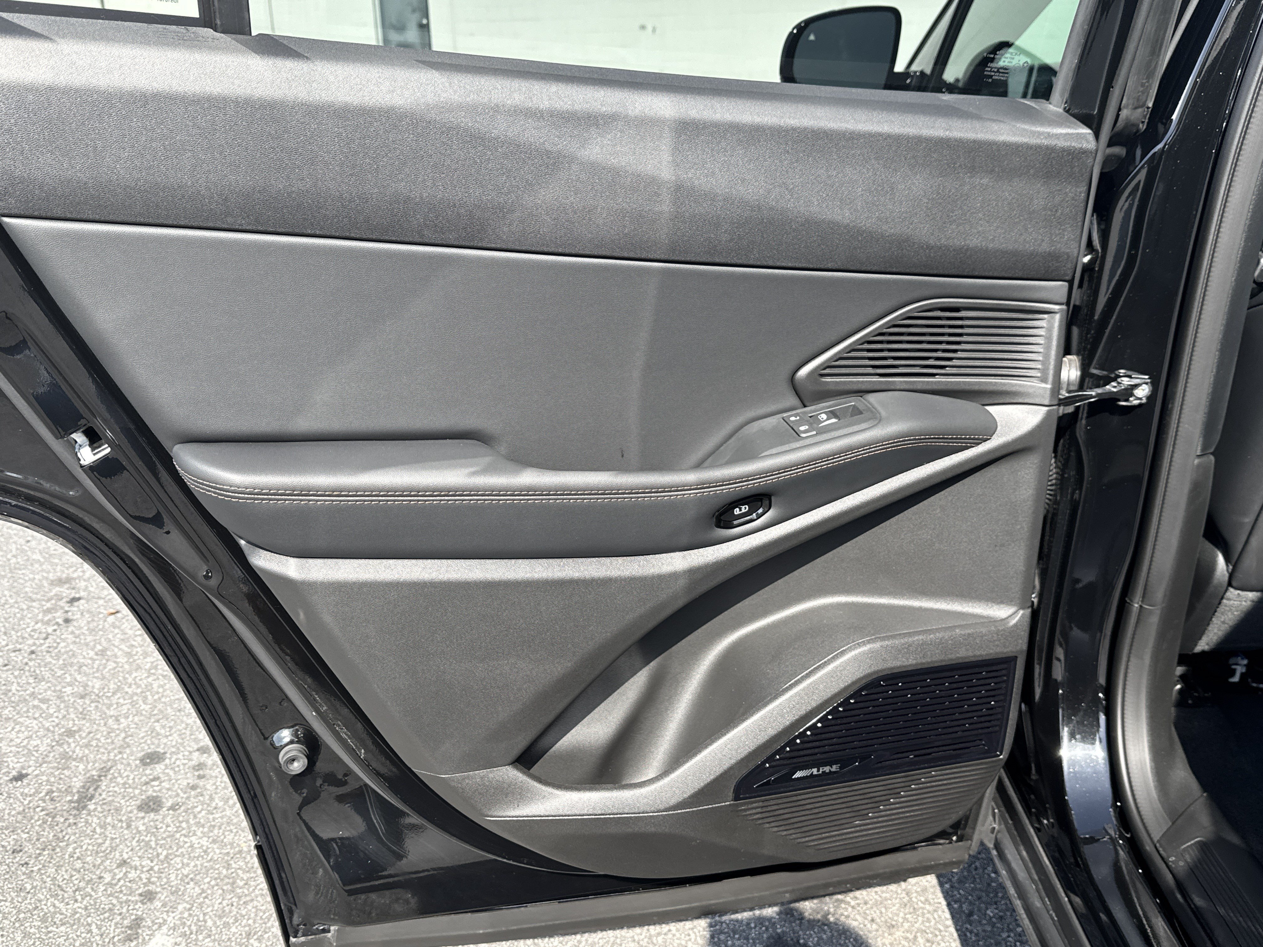New 2026 Jeep Cherokee Overland AWD/4WD image 27