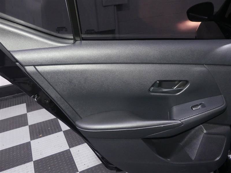 Used 2025 Nissan Sentra SV FWD image 24