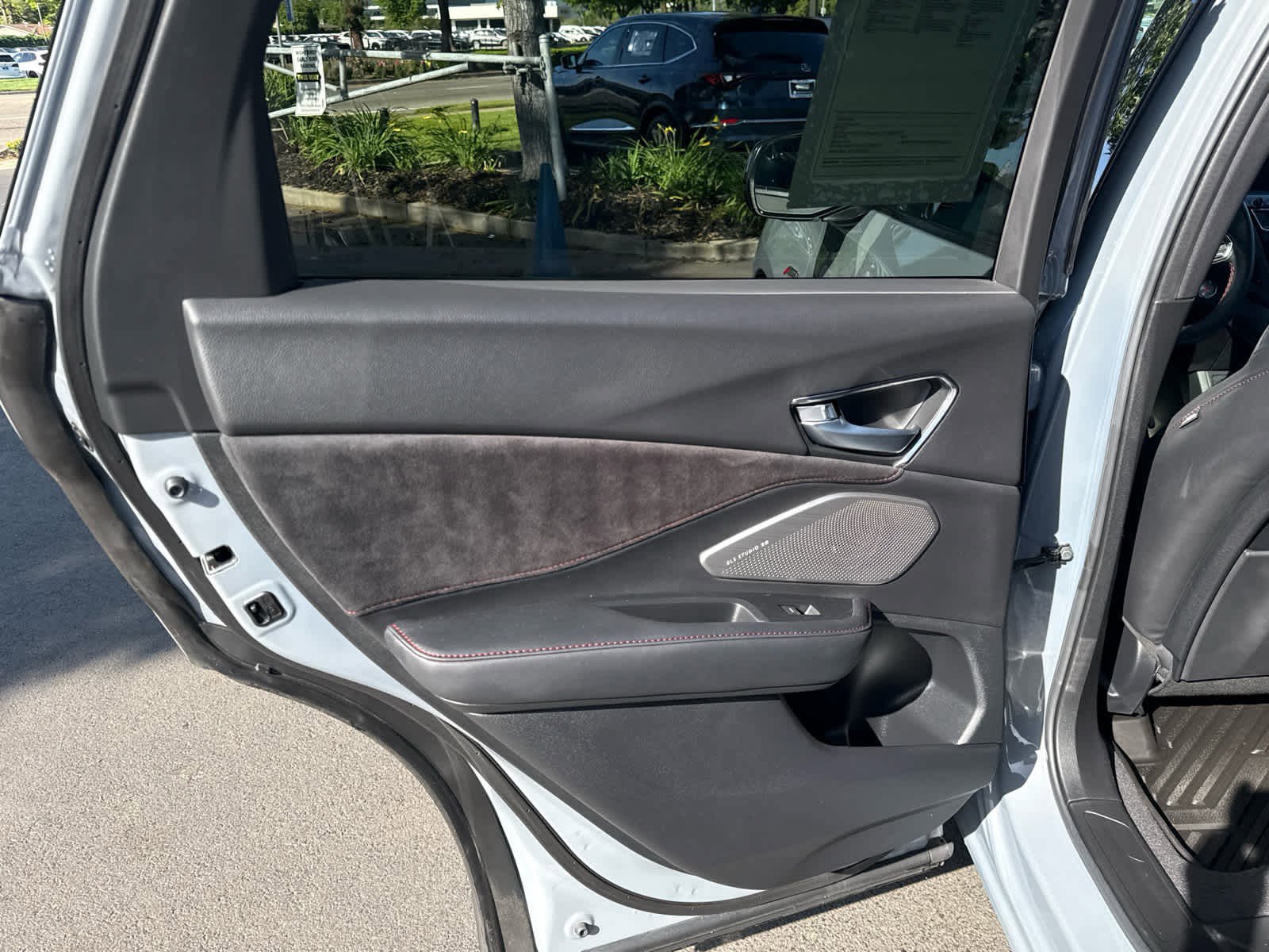 Used 2025 Acura RDX A-Spec image 33