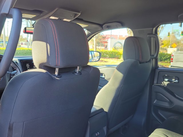 Used 2023 Nissan Frontier Pro-X w/ Technology Package image 11
