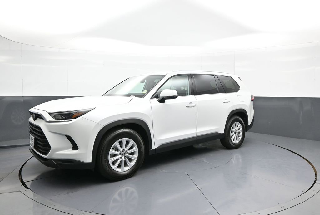Certified 2026 Toyota Grand Highlander XLE image 10