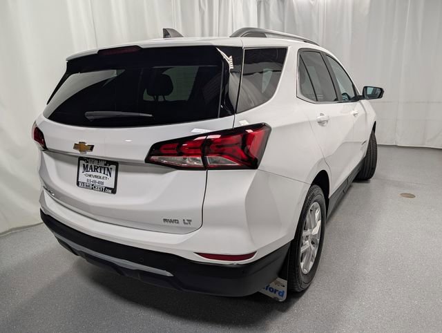 Used 2024 Chevrolet Equinox LT AWD/4WD image 3