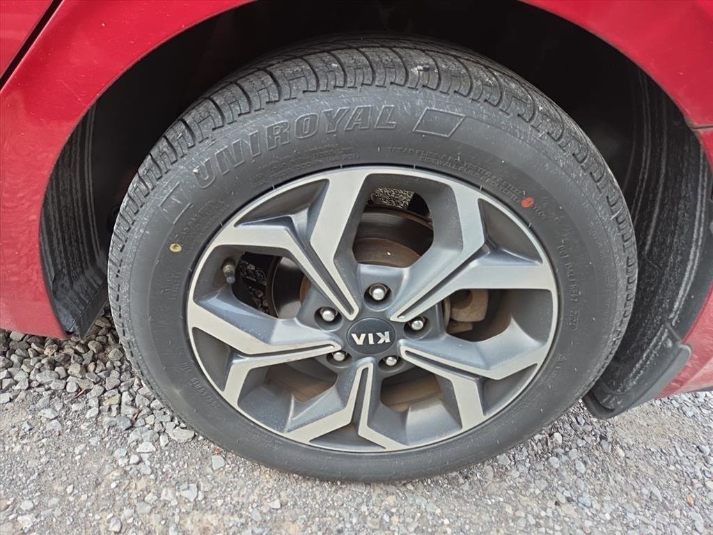 Used 2019 Kia Forte LXS image 6