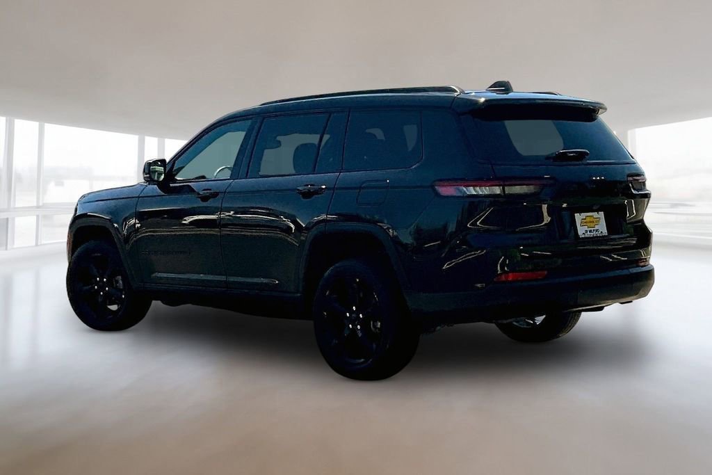 Used 2024 Jeep Grand Cherokee L Altitude AWD/4WD image 4
