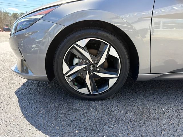 Used 2021 Hyundai Elantra Limited w/ Cargo Package image 30