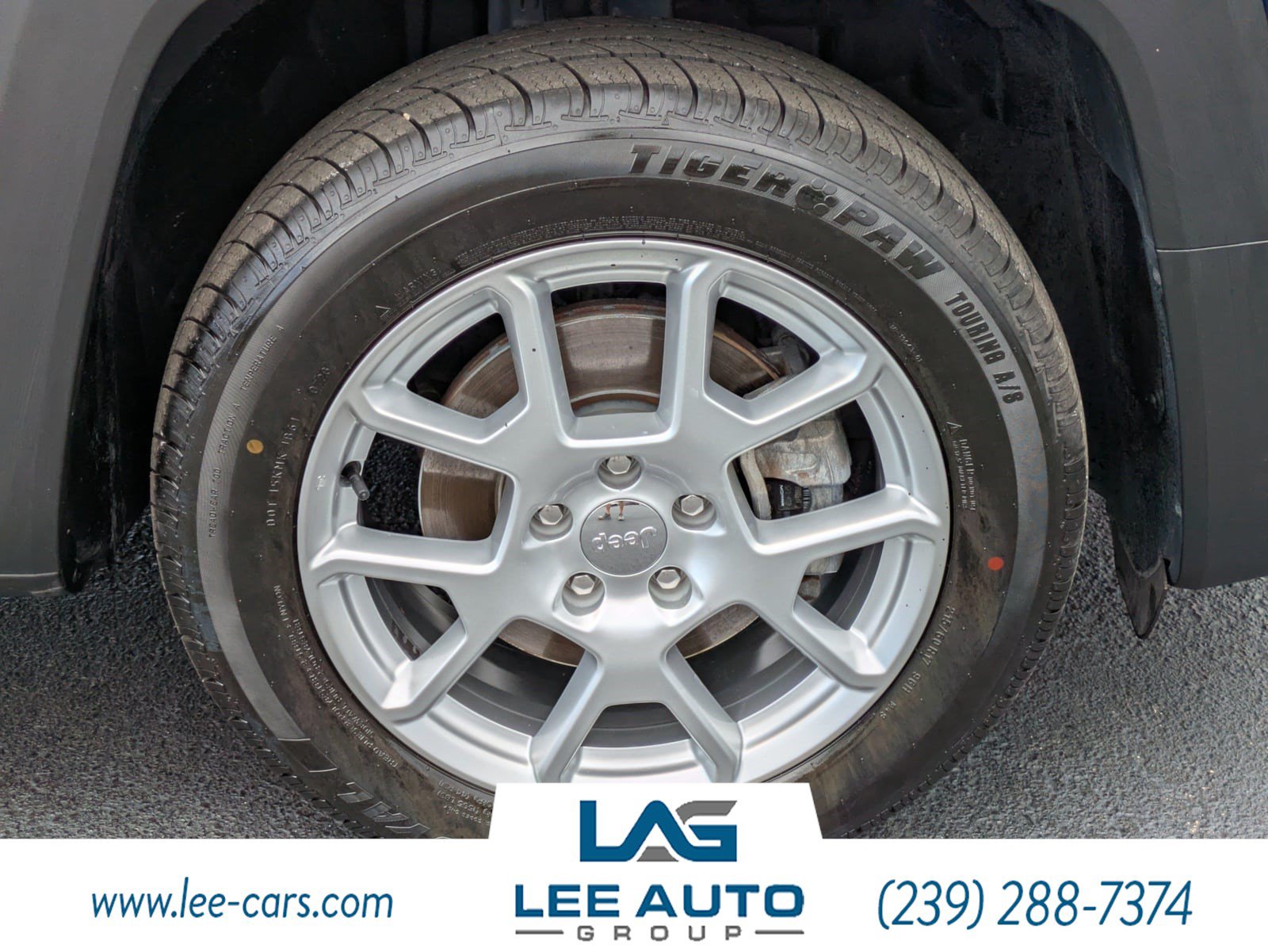 Used 2019 Jeep Renegade Latitude FWD image 10