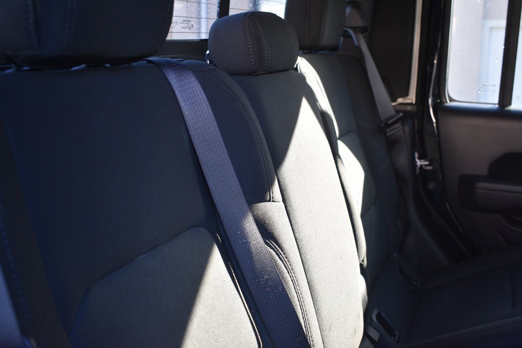 Used 2022 Jeep Gladiator Sport image 26