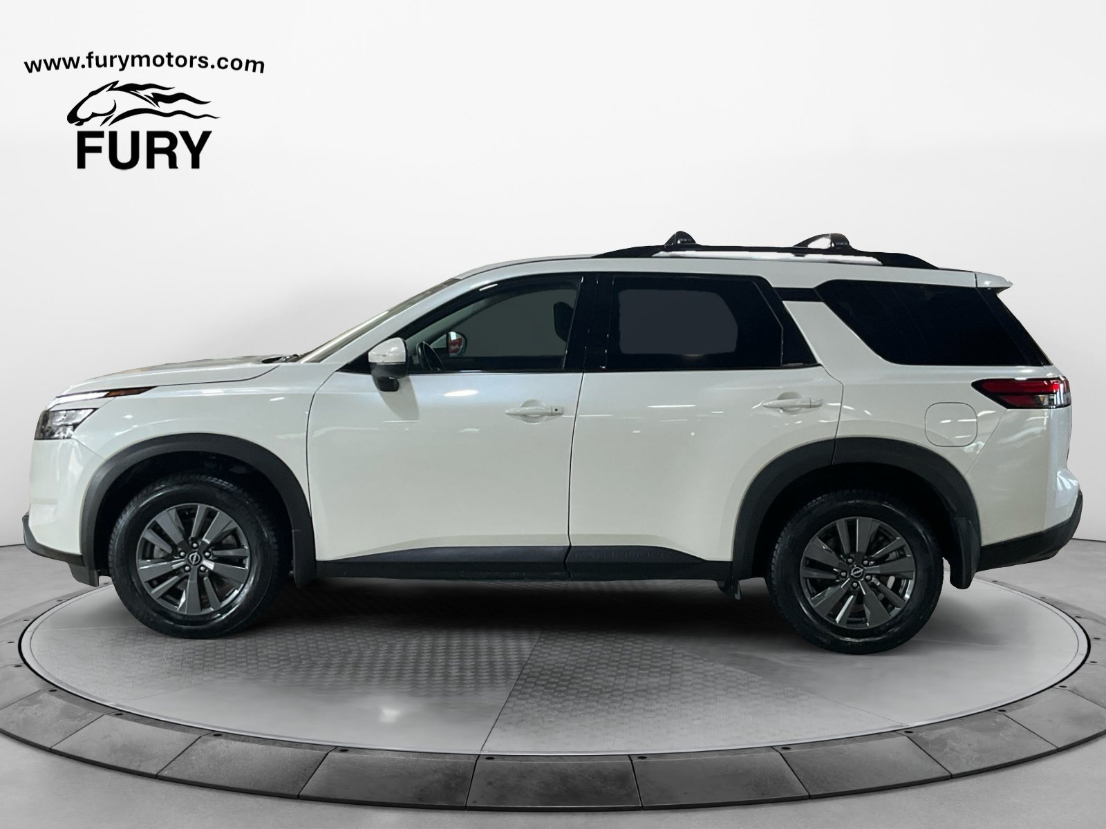 Used 2024 Nissan Pathfinder SV AWD/4WD image 7