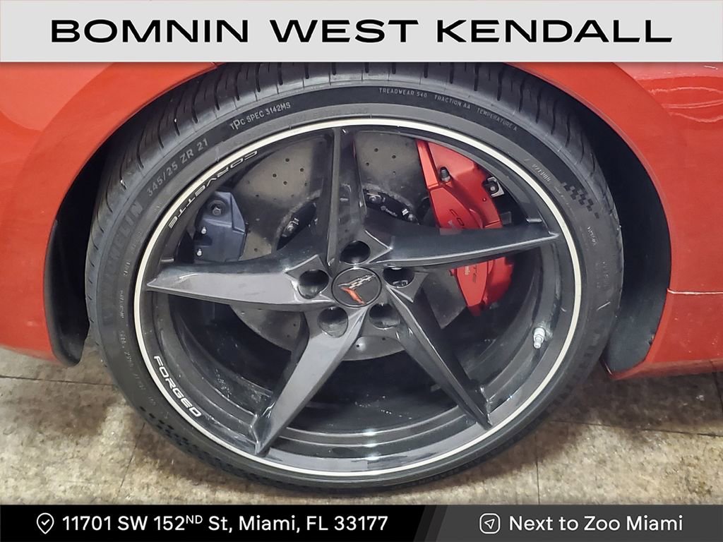 Used 2025 Chevrolet Corvette E-Ray w/ Stealth Interior Trim Package image 5