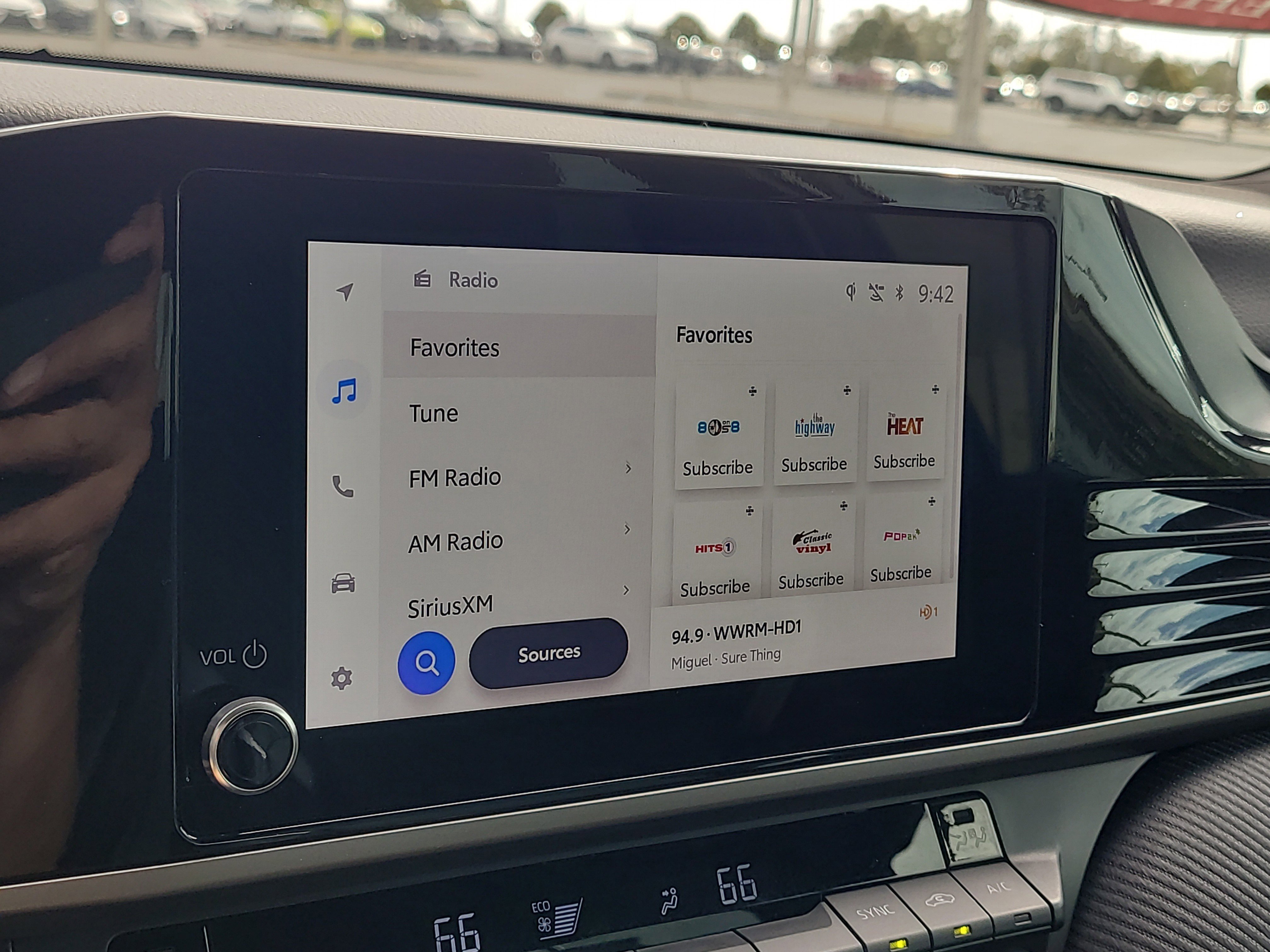 Certified 2025 Toyota Camry SE w/ Convenience Package image 22