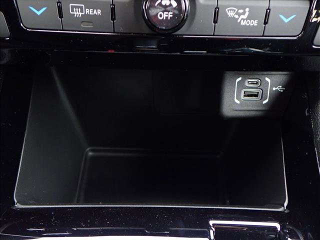 New 2026 Jeep Compass Latitude w/ Sun and Sound Group image 21