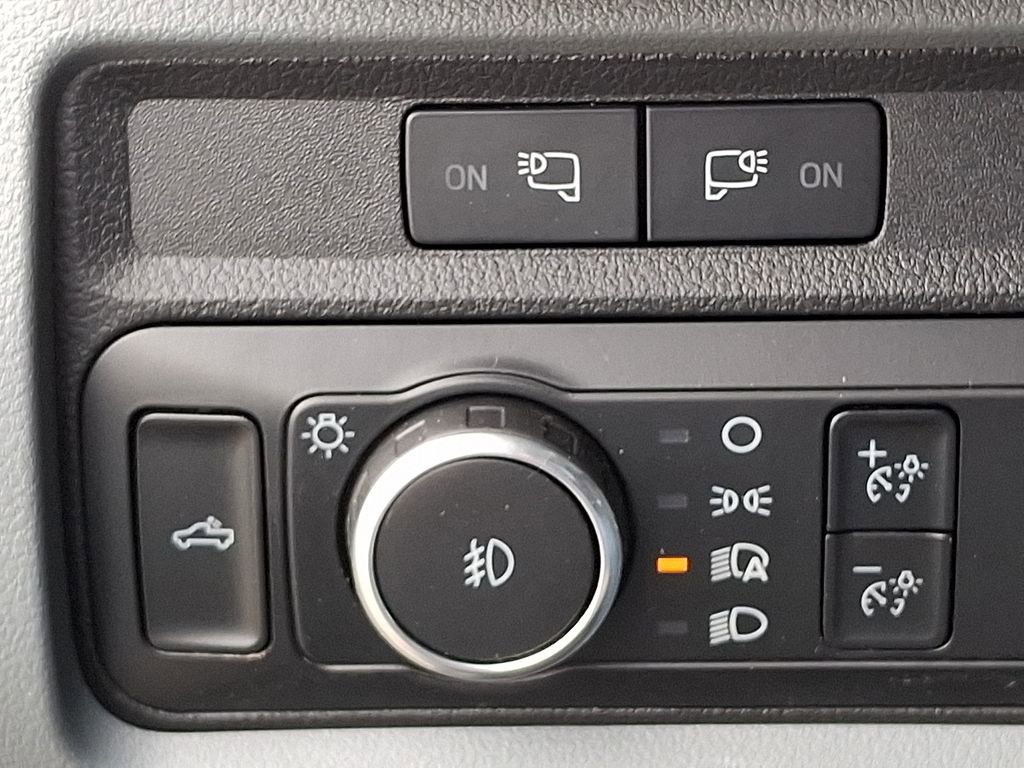 Used 2023 Ford F350 XLT w/ 360-Degree Camera Package AWD/4WD image 22