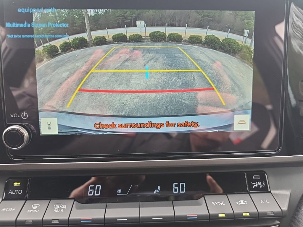 Used 2026 Toyota Camry SE image 31