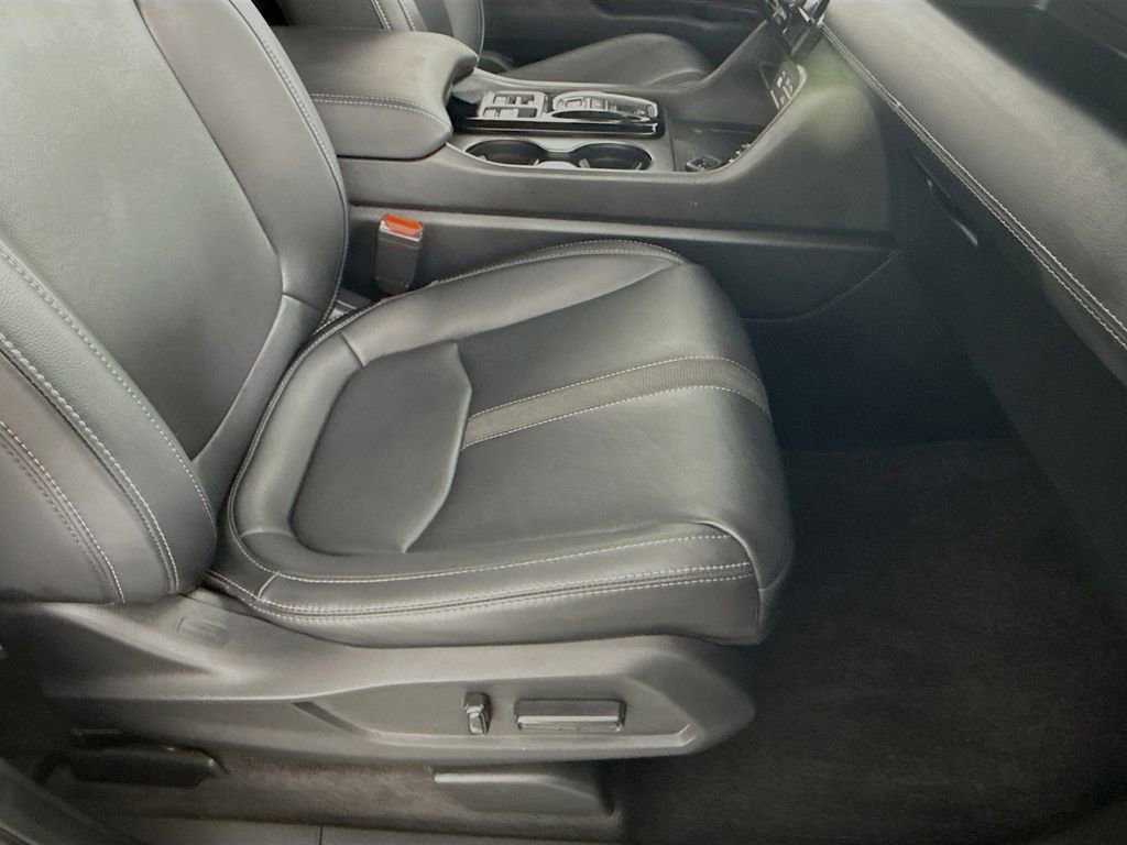 Used 2023 Honda Pilot EX-L image 37