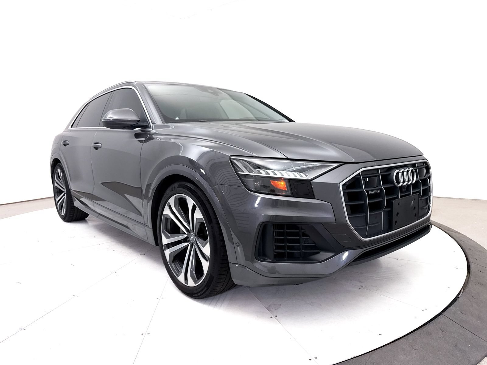Used 2019 Audi Q8 Prestige w/ Adaptive Chassis Package AWD/4WD image 13