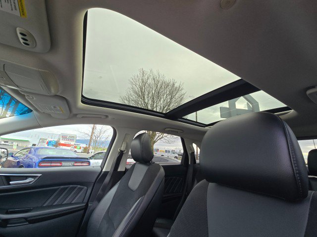 Used 2015 Ford Edge Sport image 26