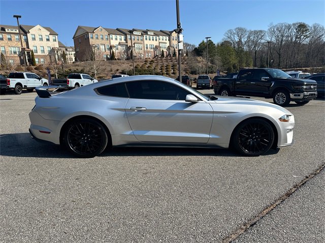 Used 2019 Ford Mustang Coupe image 8