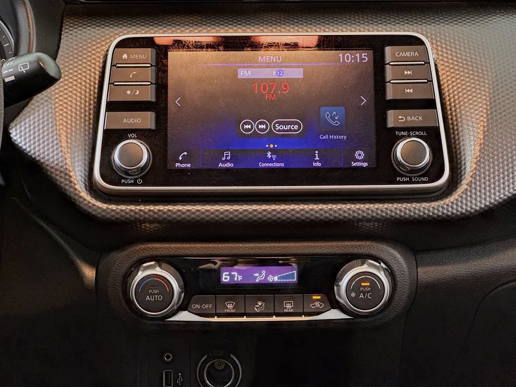 Used 2018 Nissan Kicks SV FWD image 15