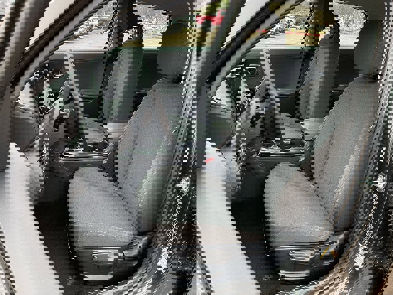 Used 2025 Kia K4 LXS image 14