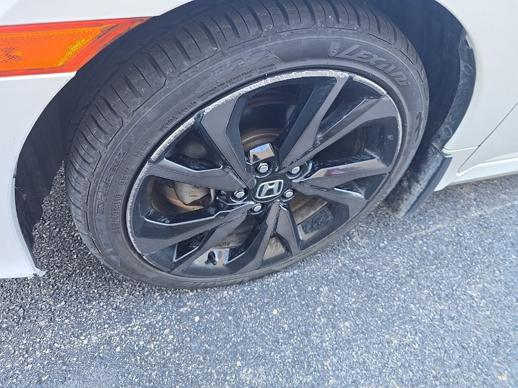 Used 2020 Honda Civic Sport image 3