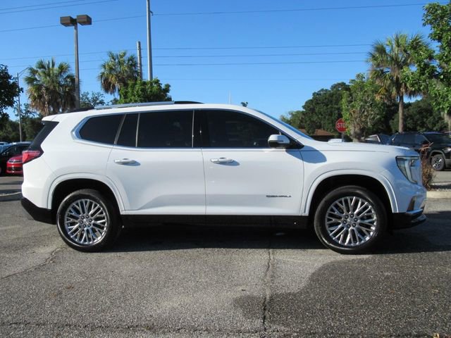Used 2025 GMC Acadia Denali FWD image 2