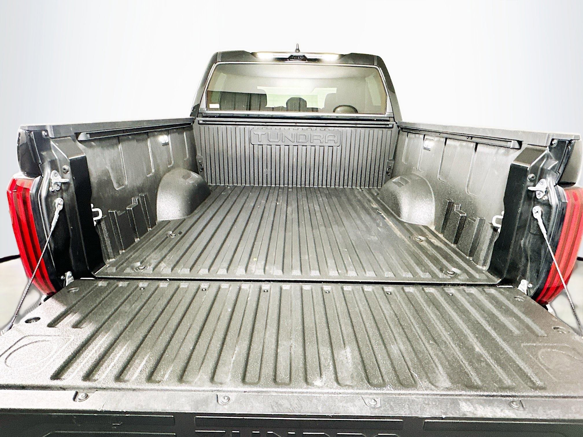 Used 2025 Toyota Tundra SR5 image 29