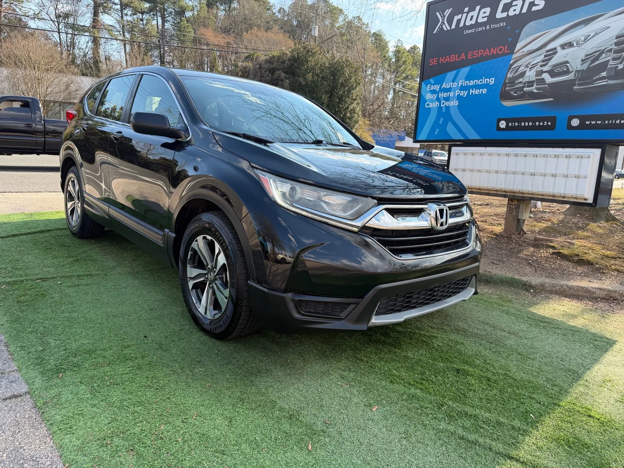 Used 2019 Honda CR-V LX image 1