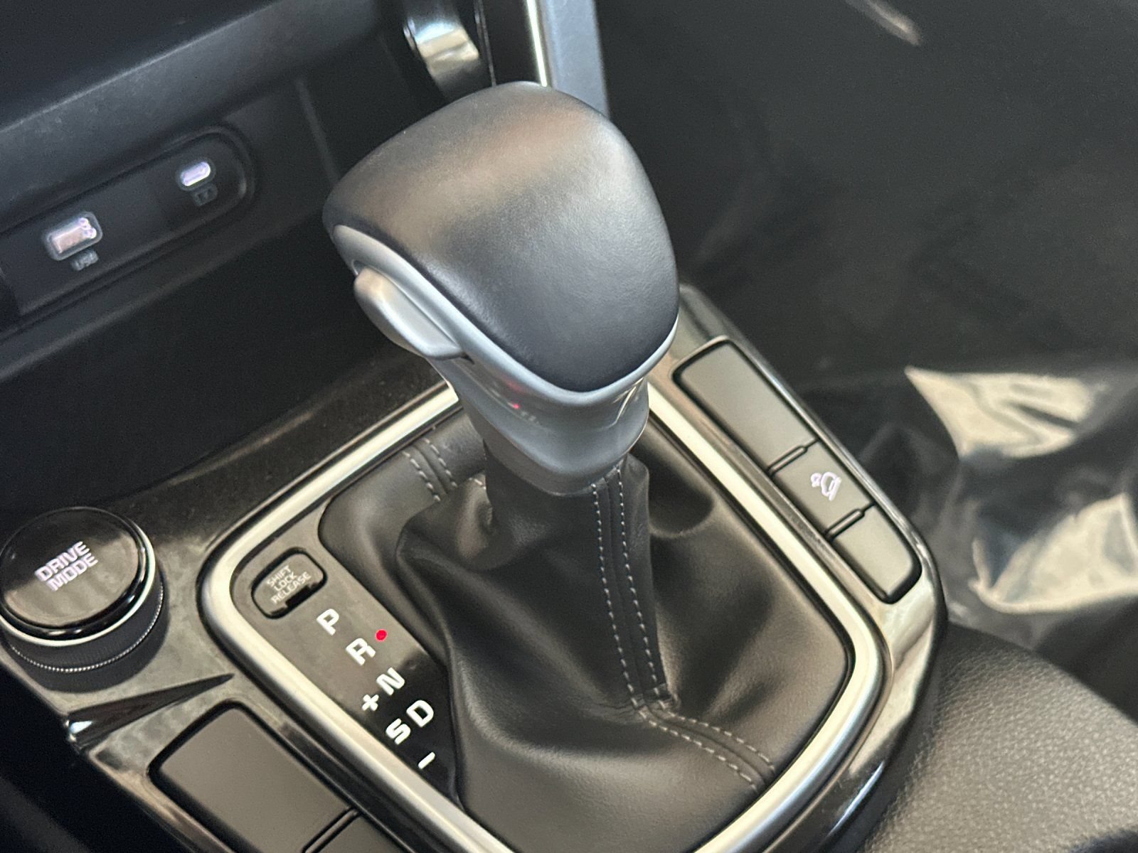 Certified 2024 Kia Seltos S FWD image 29