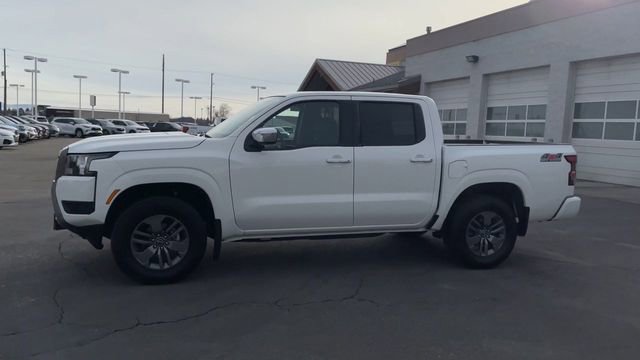 Used 2025 Nissan Frontier SV image 6