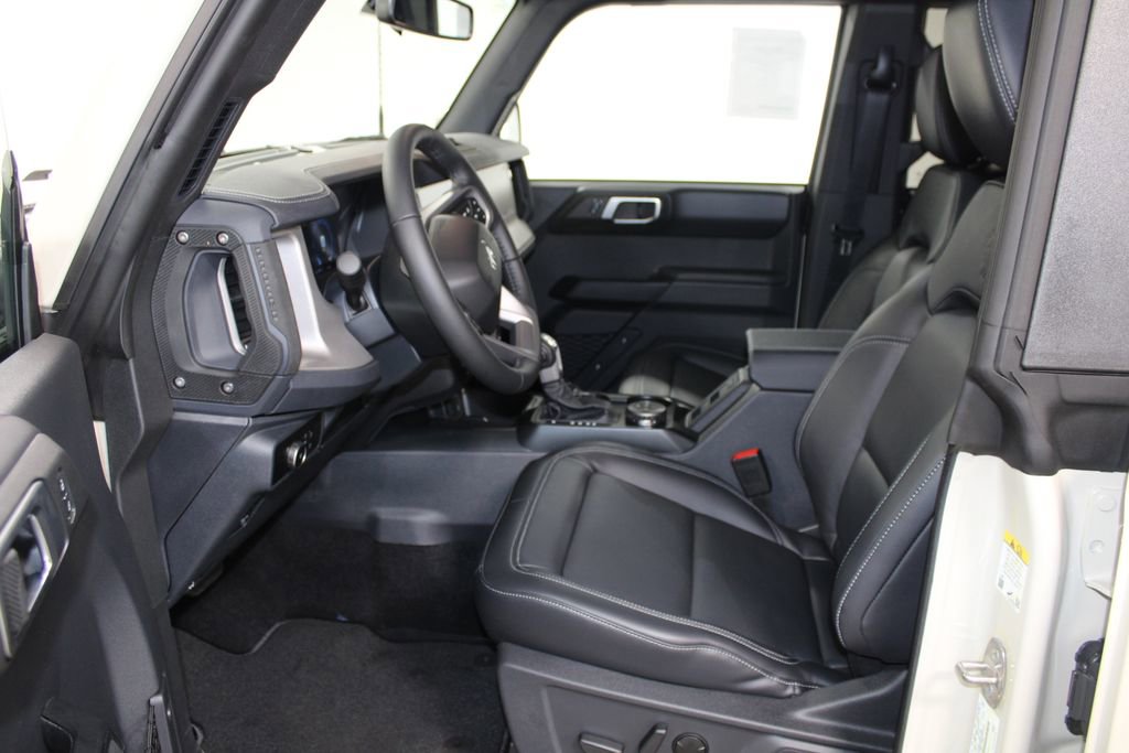 New 2025 Ford Bronco Outer Banks image 22