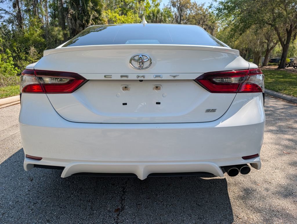 Used 2021 Toyota Camry SE image 6