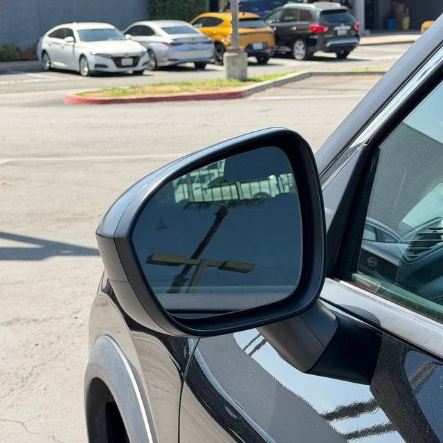 Used 2024 Nissan Rogue S FWD image 11